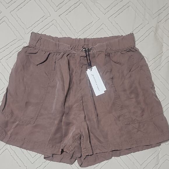 Feminine Mauve lounge Cargo Shorts - Picture 1 of 4